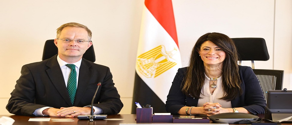 المشاط تبحث مع سفير المملكة المتحدة في مصر دفع العلاقات الاقتصادية والاستثمارية